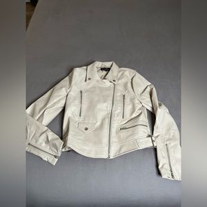 Faux Vanilla Leather w/ Silver Zipper Detail Short Jacket, Size M. Like New!